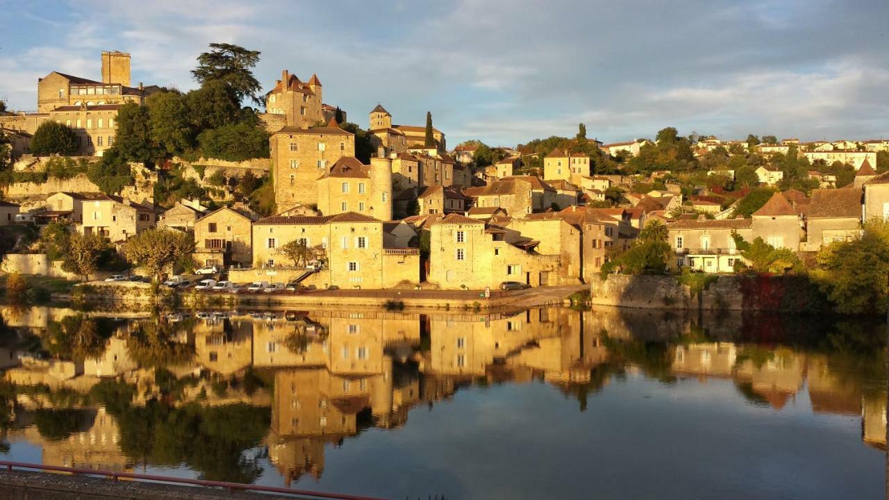 Maison Delmas Bed and Breakfast Puy-lʼÉvêque Eksteriør billede